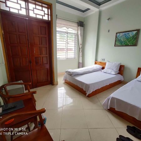 Ly Hoan Guesthouse Lang Xao Vang Exterior photo